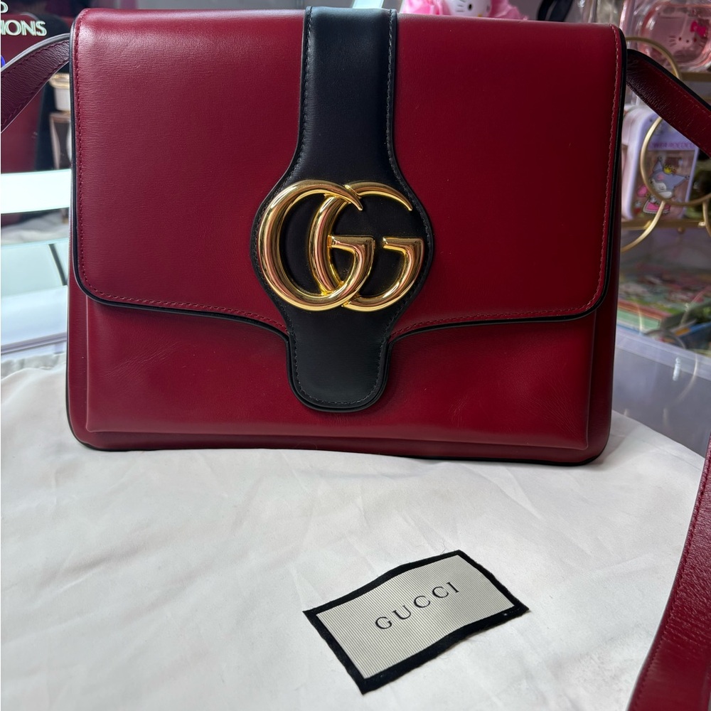 Gucci Red and Black Leather Bag with Gold Logo